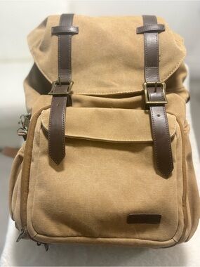 BAGSMART Beige Padded Camera Backpack with Strap & Accessory Compartments